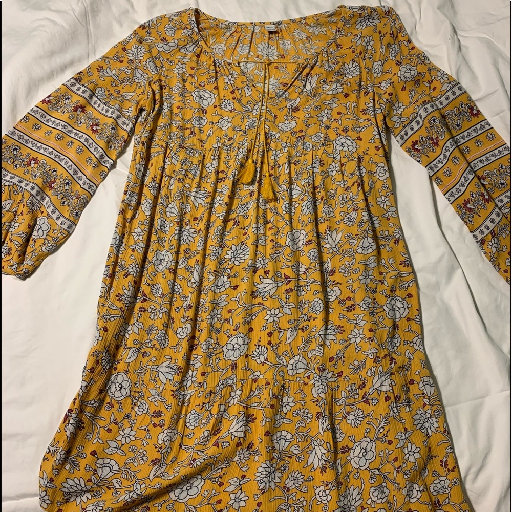 Women’s long sleeve dress
